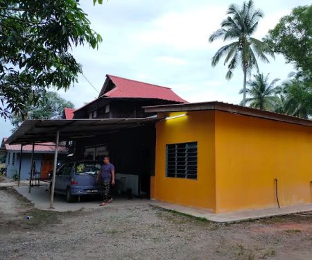 HOMESTAY WARISAN BONDA