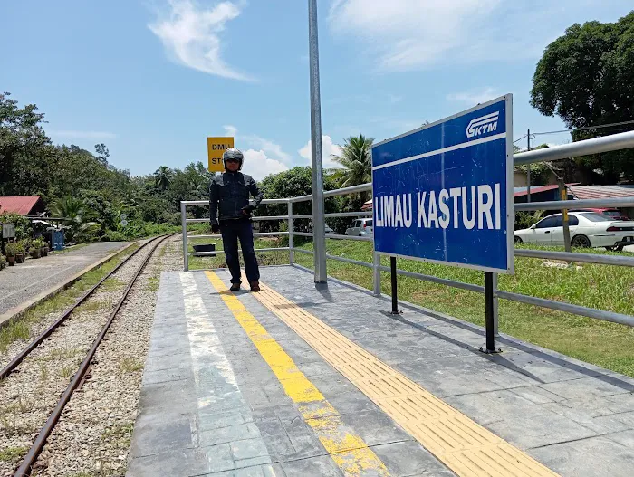 Stesen kereta api lama Limau Kasturi Picture 2