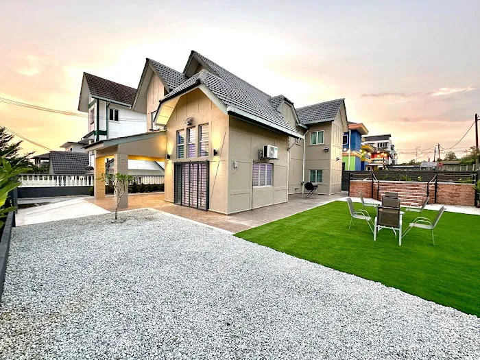 BNB Country Homestay Picture 1