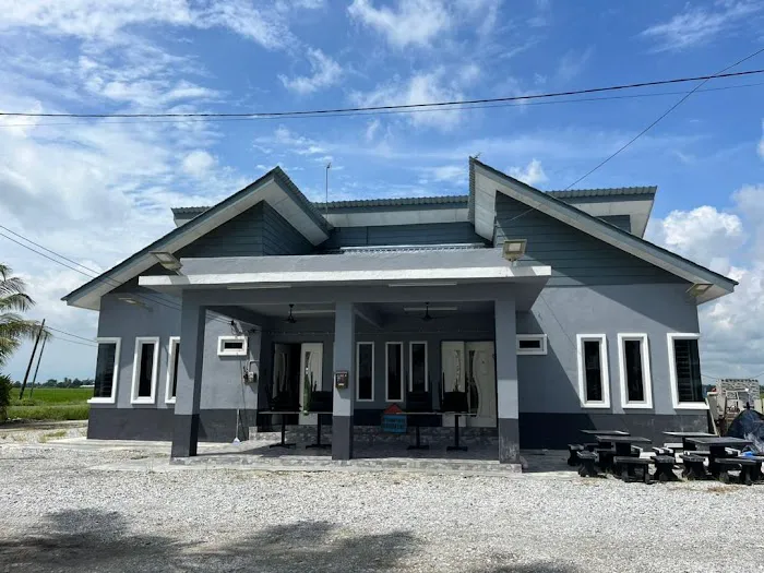 D’TAMBAK FAMILY HOMESTAY Picture 3