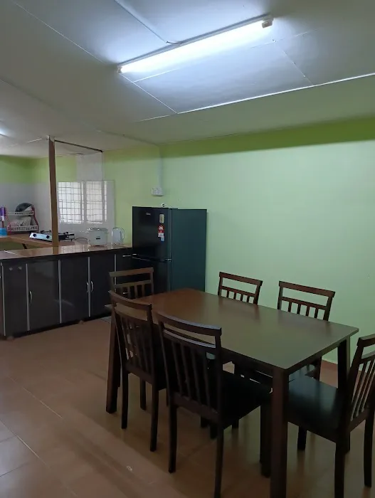 IMPIAN JAYA HOMESTAY MACHANG Picture 6