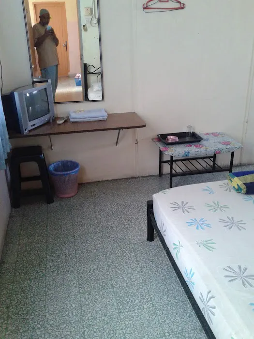 HOTEL BLUE STAR (NEW) Picture 6