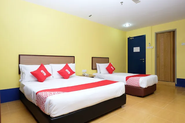 OYO 89352 Golden Terminal Lodge Picture 2