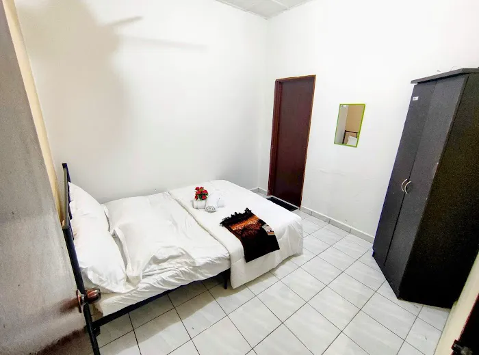 ayu homestay kundang Picture 1