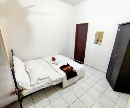 ayu homestay kundang