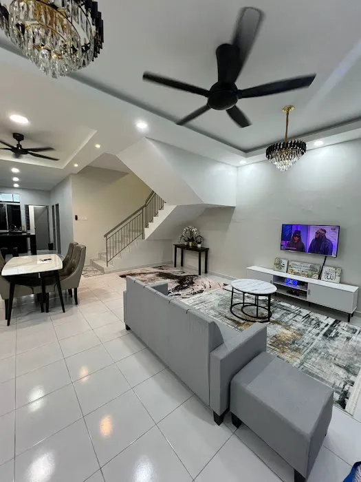 RIZQI HOMESTAY Picture 6