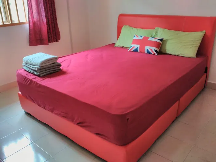 Postel Rose Suite Picture 1