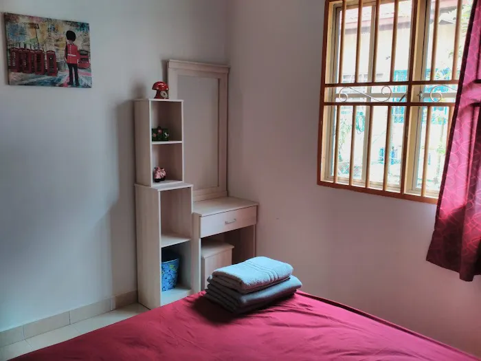 Postel Rose Suite Picture 2