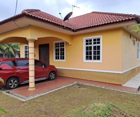 Faiz Homestay D’Melor