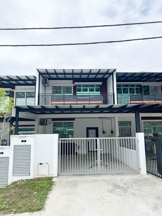 Naura Homestay, Kundang Rawang Picture 3