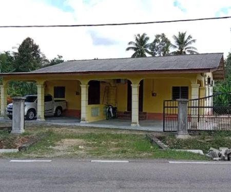 Rosli Homestay Lot 2080