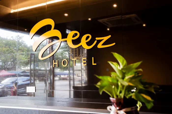 Beez Hotel Picture 7
