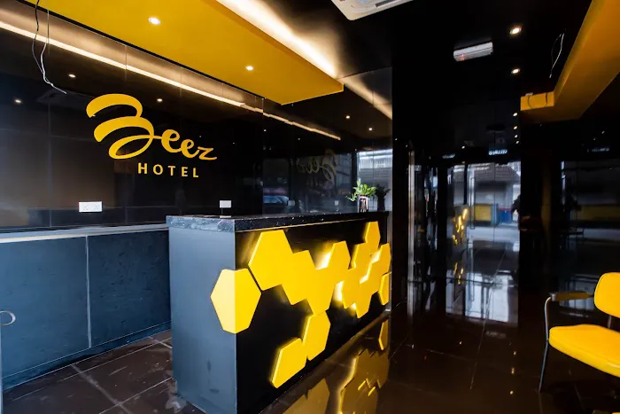 Beez Hotel Picture 5