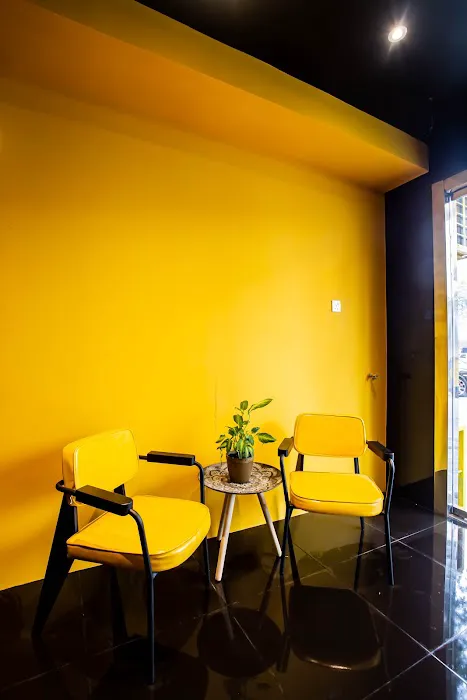 Beez Hotel Picture 10