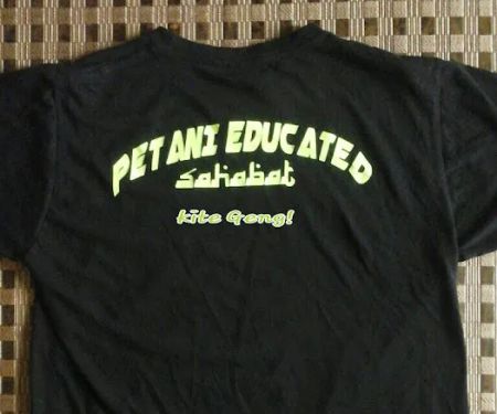 Markas Petani Educated