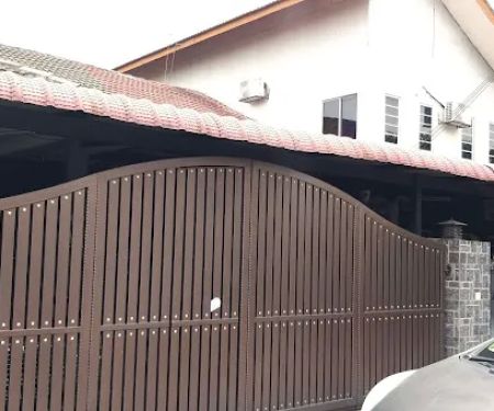 Impiana de Izuris Homestay
