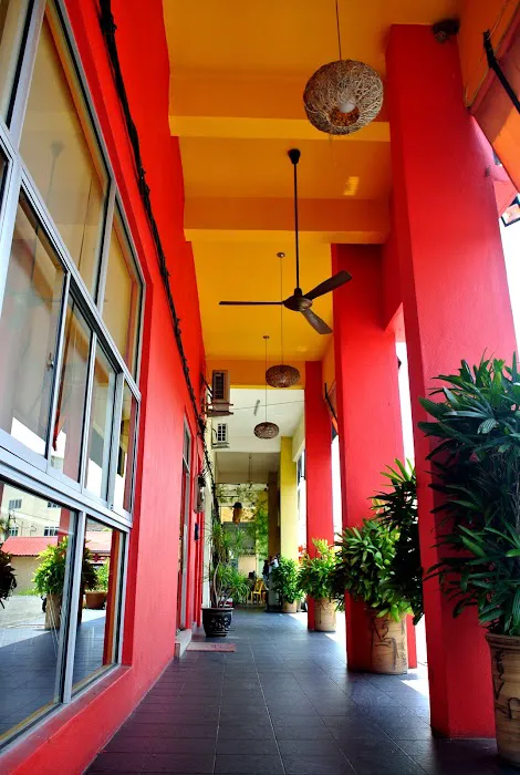 Wau Hotel & Cafe Picture 3