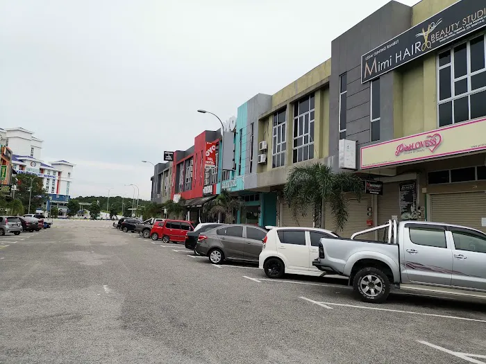 Super OYO Capital O 90556 Hotel Cherita Rooms Picture 3