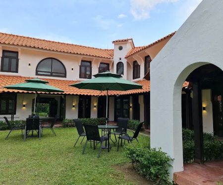 Holistay Forest Villa