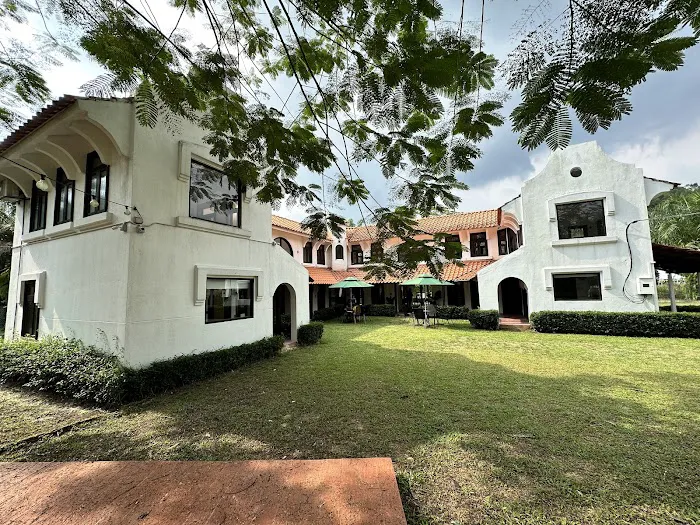 Holistay Forest Villa Picture 7