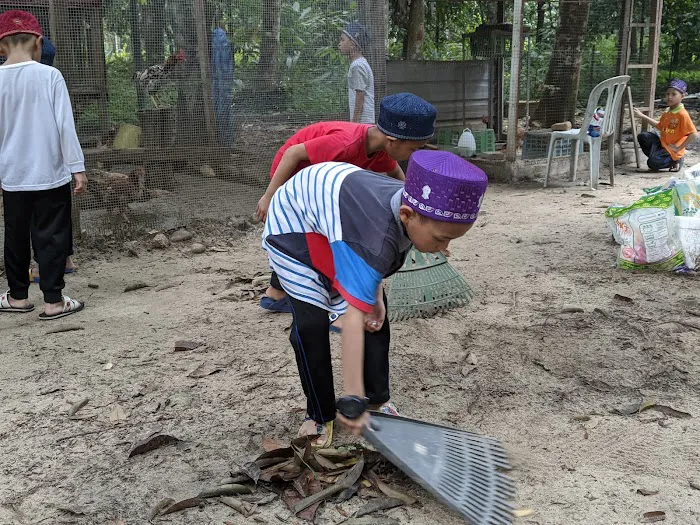Dusun Taat Picture 5