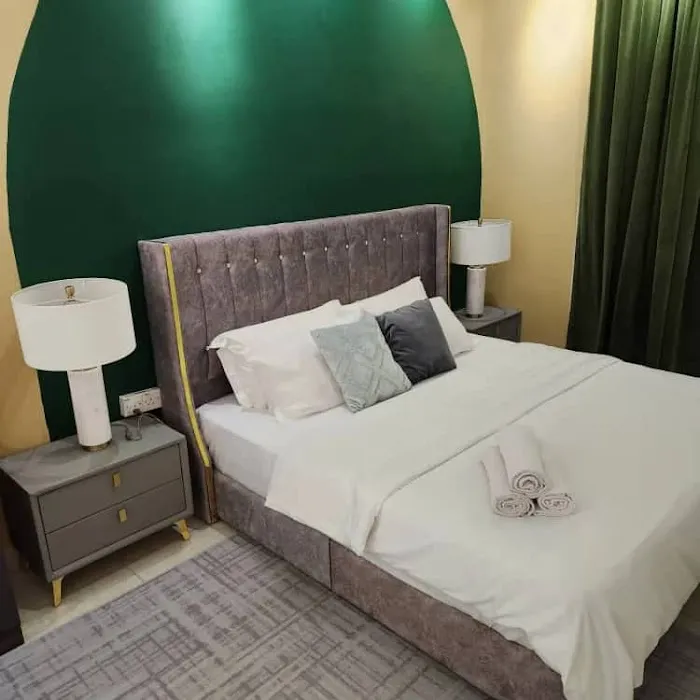 Colourblock Homestay Picture 1