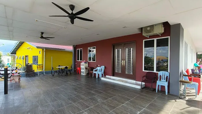 427 HOMESTAY-TELUK INTAN Picture 9