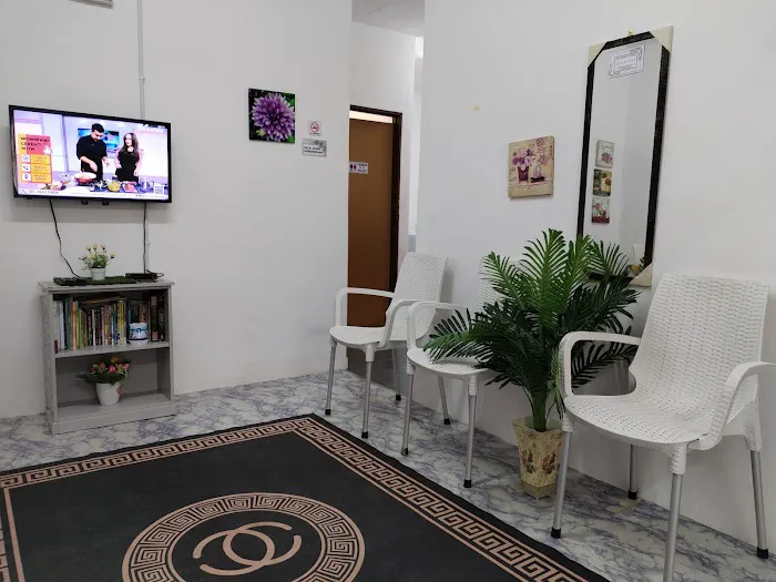HOMESTAY IBU ILHAM DAN ABAH QUDEEN KALUMPANG Picture 5