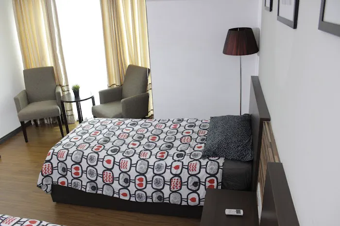 Qaseh Aryaana Apartment Suites Picture 2