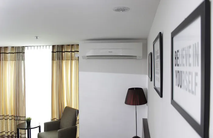 Qaseh Aryaana Apartment Suites Picture 1