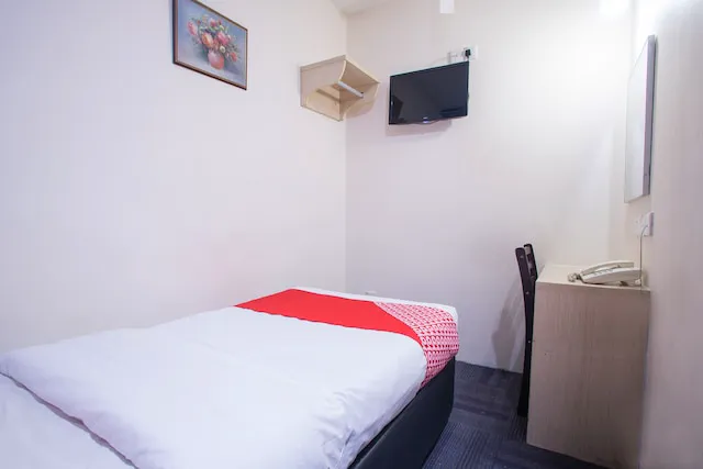 OYO 44041 Sovotel Express Hotel Sri Petaling 159 Picture 9