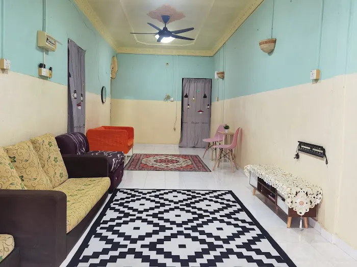 HOMESTAY KELUARGA Picture 2