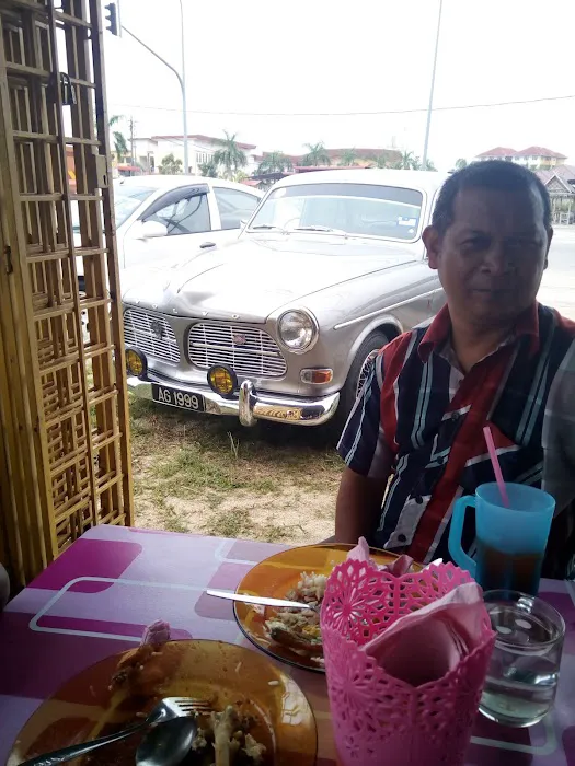 Kampung Tok Nik Picture 8