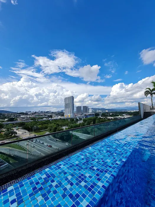Landmark Residence 2 Picture 4