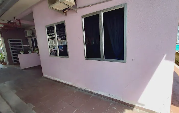 SALSABILA'S HOMESTAY Picture 1