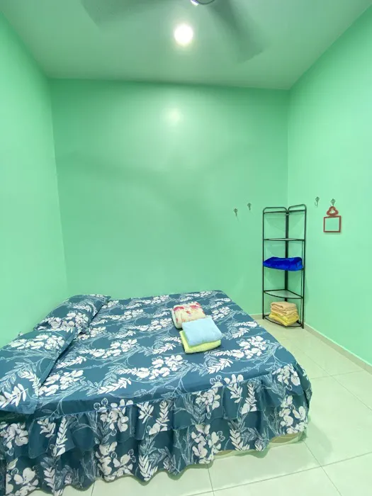 ChintaHati Homestay (Homestay Murah Sebelah Rimbayu) Picture 1