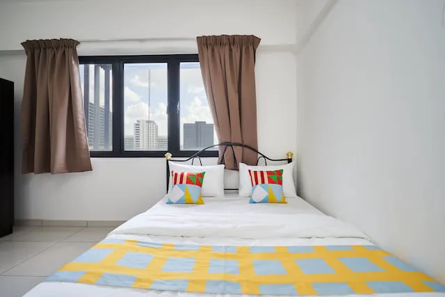 OYO Home 990 Modish 1BR Avenue D' Vogue Picture 3