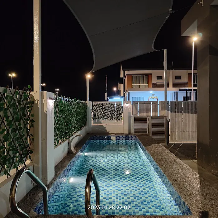 Prima Guest House - Puncak Alam Homestay with Private Pool (Muslim Only) Picture 1
