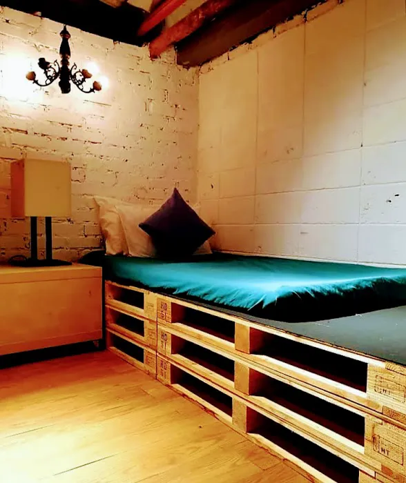 Books & Beds Picture 2
