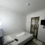 Super OYO 90562 J Hotel PJ