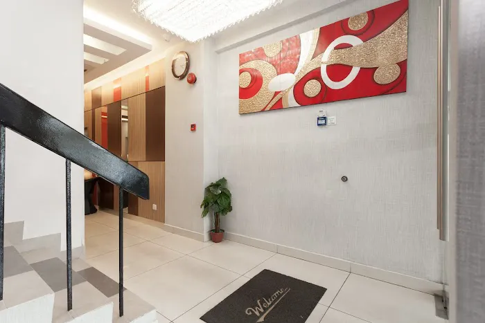 ZEN Rooms Jalan Barat Picture 3