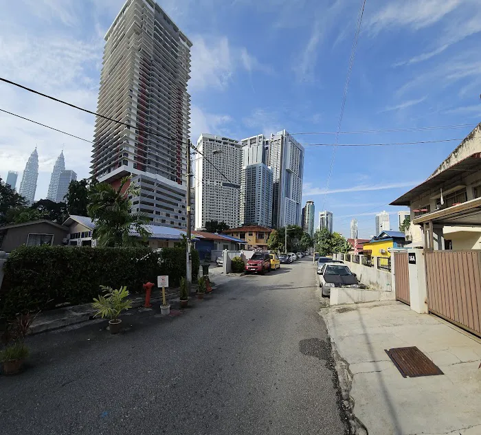 Sky Suites KLCC Homestay by BIRDY STAY Picture 1