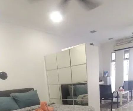 CMK APARTMEN KBCC GUESTHOUSE