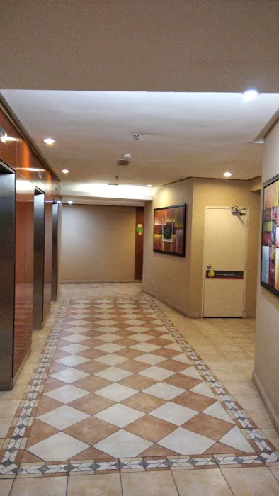 38 Bidara Service Suite Picture 10