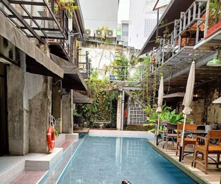 Mingle Highstreet Hostel