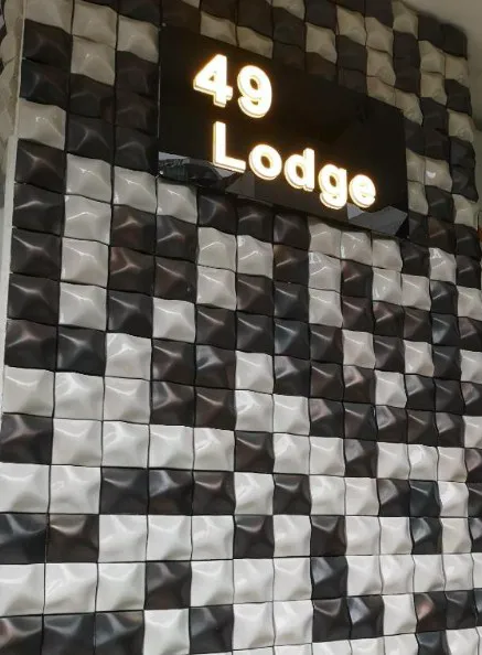 49 Lodge Picture 7
