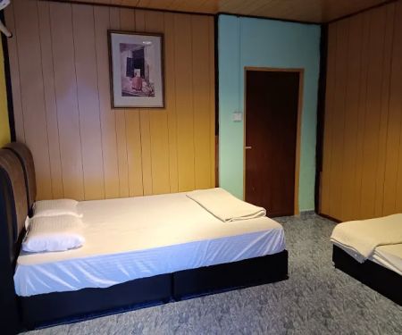 Syukur Chalet & Campsite