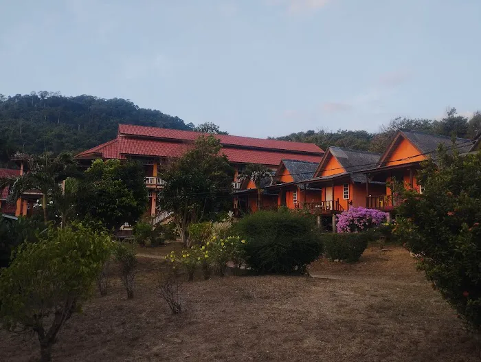 Matahari Chalet Long Beach Picture 6