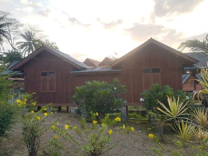 Matahari Chalet Long Beach Picture 4