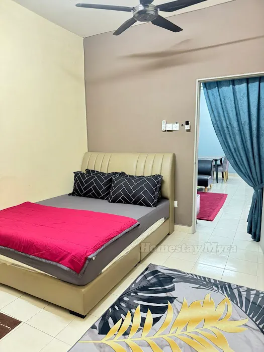 MYRA HOMESTAY KERATONG Picture 2
